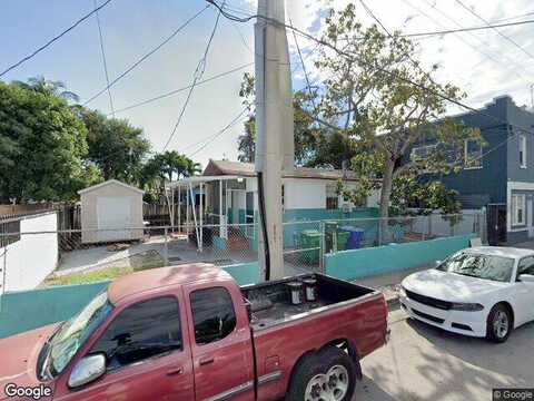 Sw 3Rd St, Miami, FL 33135