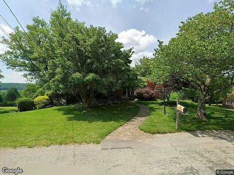 Charlotte, LIGONIER, PA 15658