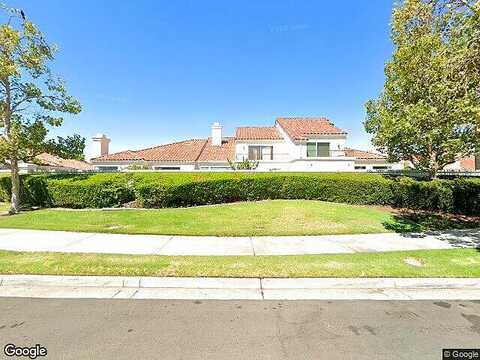 Calle Katrina, RANCHO SANTA MARGARITA, CA 92688