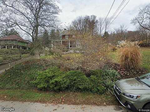 Pleasant Valley, JEANNETTE, PA 15644