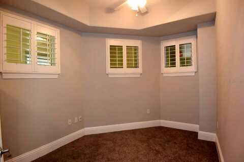 W Bay Street, Tampa, FL 33606