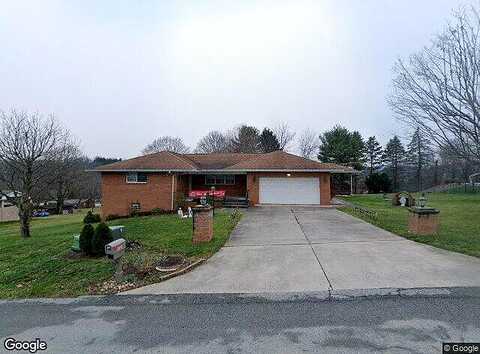 Meadow Lane, GREENSBURG, PA 15601