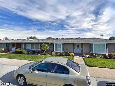 Danbury Ln M6-130D, Seal Beach, CA 90740