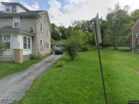 Abramo Victor Dr, Downingtown, PA 19335
