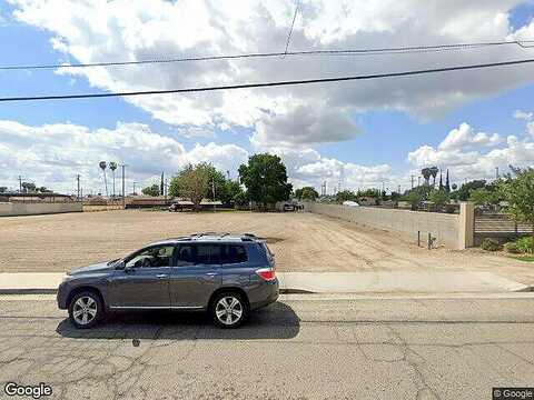N Villa St, Porterville, CA 93257