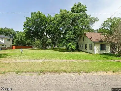 S. Walnut, Sherman, TX 75090