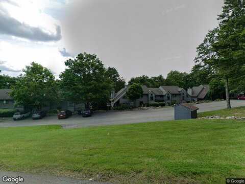 Swiss Mountain Dr, Seven Springs, PA 15622