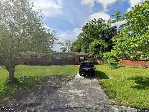 Lou, JACKSONVILLE, FL 32216
