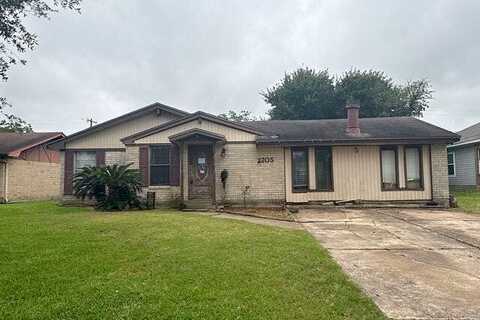21St, TEXAS CITY, TX 77590
