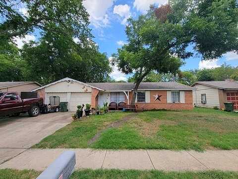 Gilbert, ARLINGTON, TX 76010