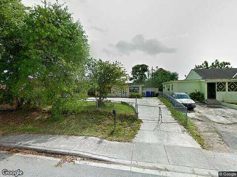 58Th, WEST PARK, FL 33023