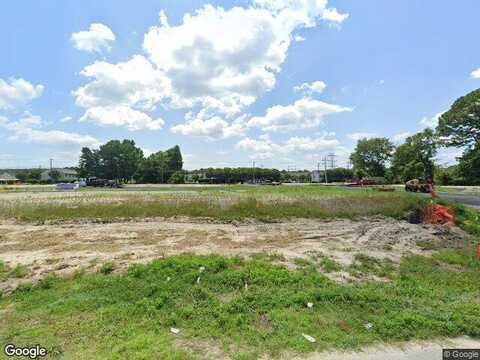Riverside Drive, Chesapeake, VA 23321
