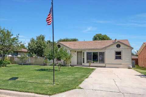 408 Franklin Avenue, Panhandle, TX 79068