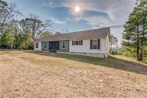 2605 Walking Stick LN, Lead Hill, AR 72644