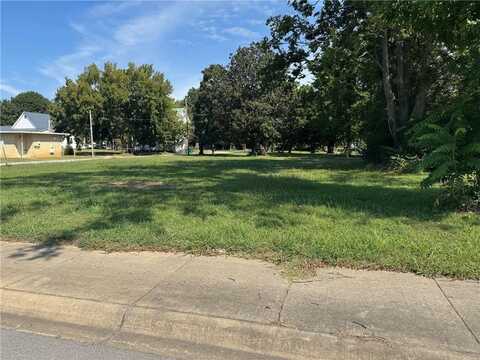 114 W Main ST, Farmington, AR 72730
