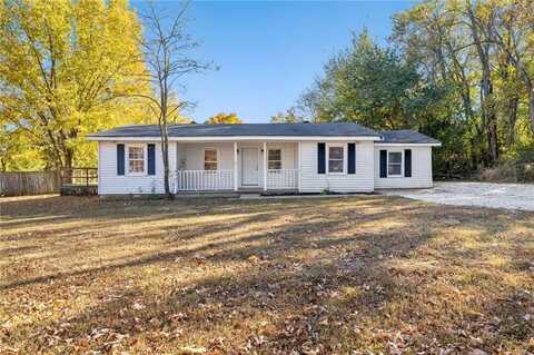 2743 Old Farmington RD, Fayetteville, AR 72704