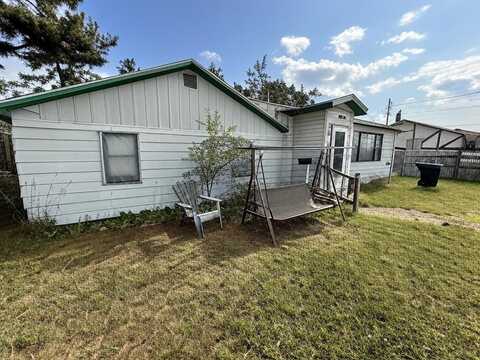 205 W 5th Street, Gaylord, MI 49735
