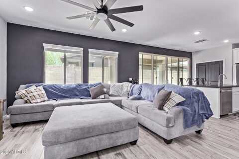 1914 N MARKETSIDE Avenue, Buckeye, AZ 85396