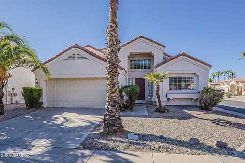 823 W BRADFORD Drive, Gilbert, AZ 85233