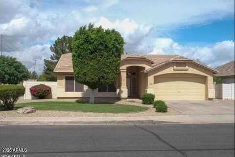 2032 E WILLOW WICK Road, Gilbert, AZ 85296