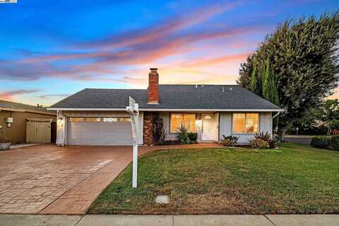 866 Cortland Way, Livermore, CA 94551