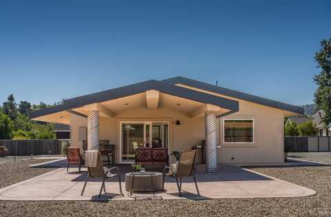 390 Treehaven Lane, Kenwood, CA 95452