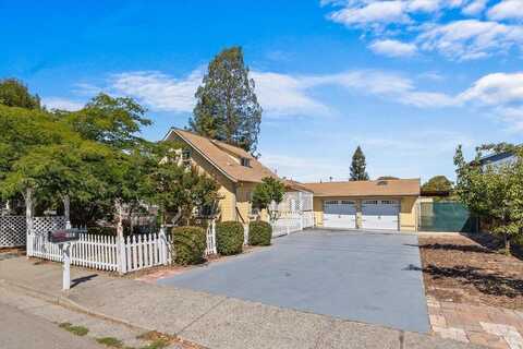 563 Windsor River Road, Windsor, CA 95492