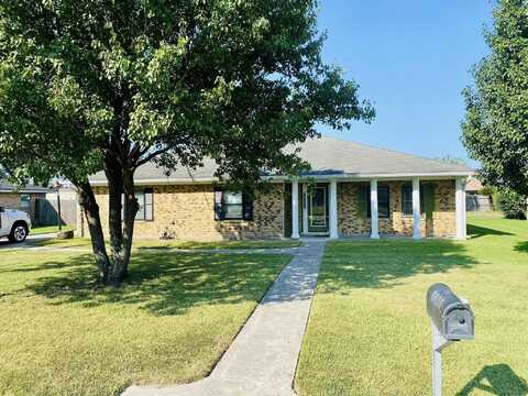 2800 Beldon, Port Arthur, TX 77642