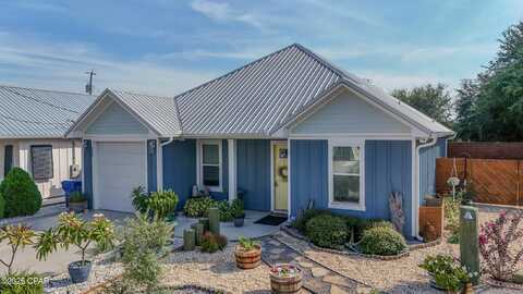 8505 Lydia Lane, Panama City, FL 32408