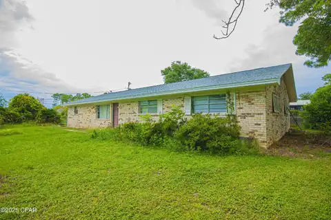 2329 Oakwood Street, Panama City Beach, FL 32408