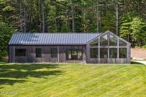 414 South Undermountain Rd, Sheffield, MA 01257