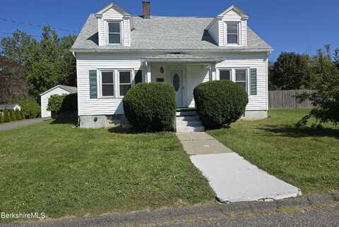 9 Dubis St, Adams, MA 01220