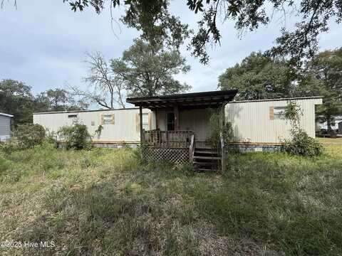 642 Darby Street SE, Bolivia, NC 28422