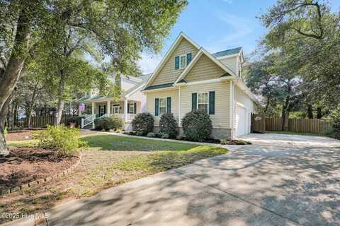 112 SW 14th Street, Oak Island, NC 28465