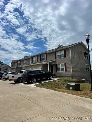 1205 Pinewood Drive, Osage Beach, MO 65065