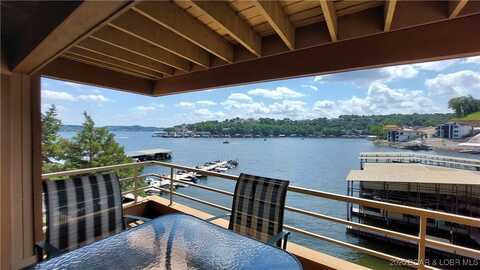 98 Cedar Court unit: 1B, Lake Ozark, MO 65049