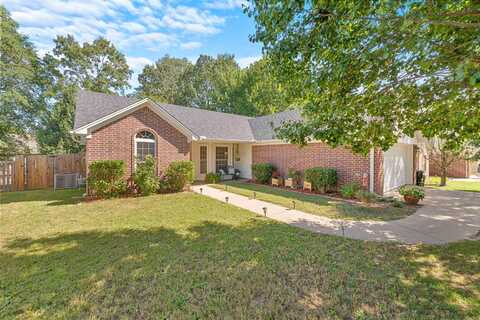 1900 Falcon Way, Benton, AR 72015