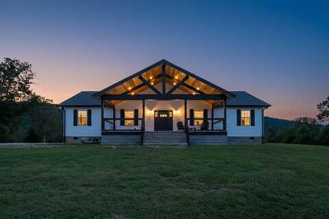 221 Furnace Creek Rd, La Fayette, GA 30728