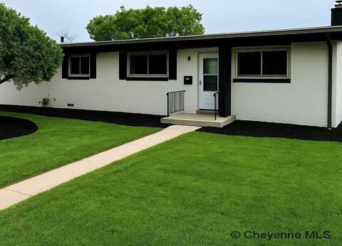 3117 DOUGLAS ST, Cheyenne, WY 82009