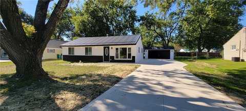1816 WESTWOOD DRIVE, TWINSBURG, OH 44087