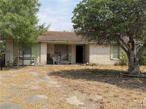 720 Huisache Street, Freer, TX 78357