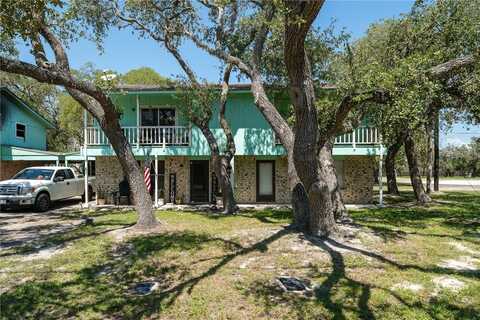 501 Traylor Boulevard, Rockport, TX 78382