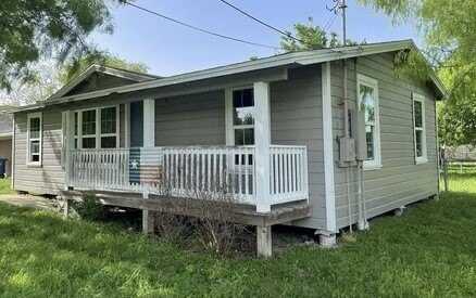 125 Walker Avenue, Portland, TX 78374