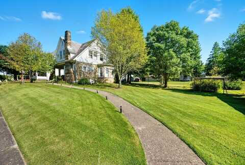 218 Park Avenue, New Lexington, OH 43764