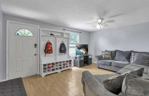 1761 Arrowhead Drive, Columbus, OH 43223
