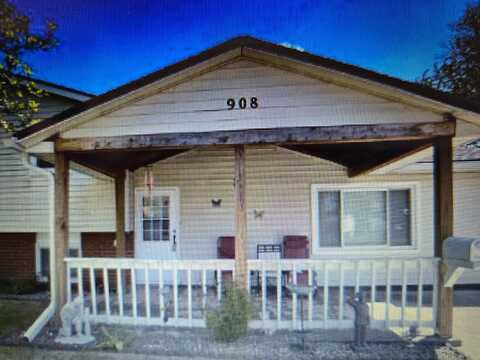 908 Kingsdale Court, West Jefferson, OH 43162
