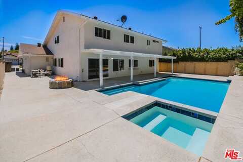 22737 Stagg St, West Hills, CA 91304