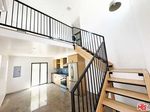 1340 2nd Ave, Los Angeles, CA 90019