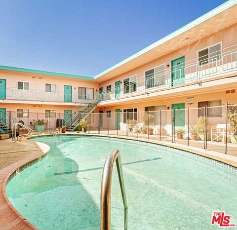 7825 W Manchester Ave, Playa Del Rey, CA 90293