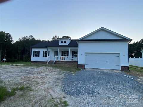 2047 Puetts Chapel Road, Bessemer City, NC 28016